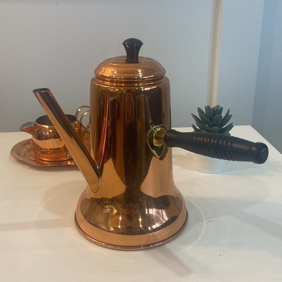 Coppercraft Guild Tea Set / 4 Piece - Picture 12 of 16